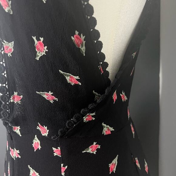 Topshop Petite Woman’s Rose Floral Print Black Summer Lace Trim Romper- Size 4 - Picture 11 of 11